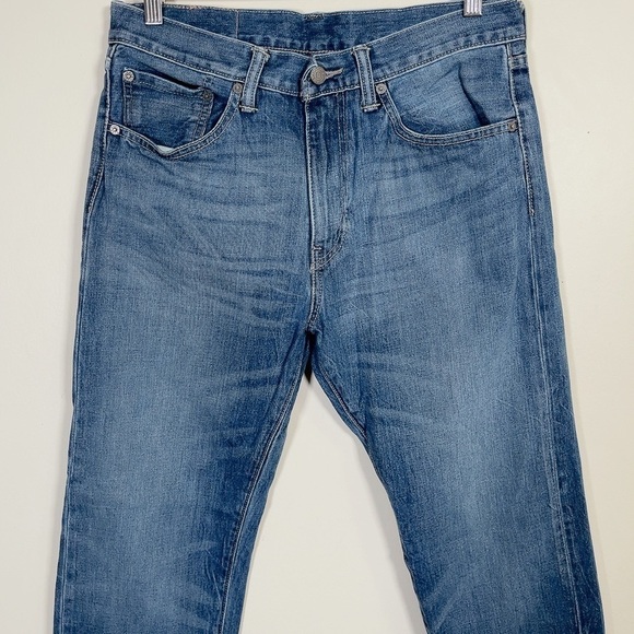 Levi's  Men's 505 Regular Fit Jeans - Picture 3 of 15